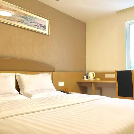 7Days Inn Chengdu Wuda Garden Exterior foto