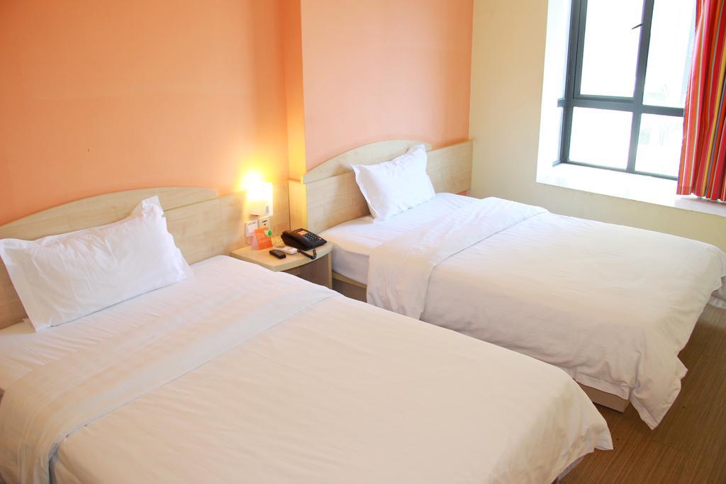 7Days Inn Chengdu Wuda Garden Quarto foto