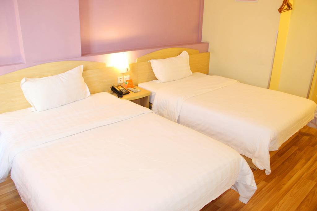 7Days Inn Chengdu Wuda Garden Quarto foto