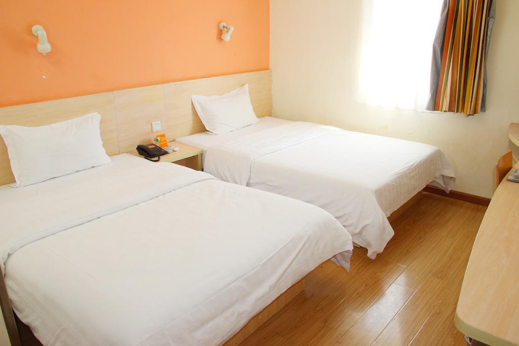 7Days Inn Chengdu Wuda Garden Quarto foto